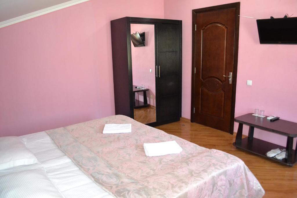 Hotel Isaka Tbilisi Cameră foto